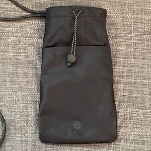Lululemon Cross Body Black Phone Pouch
